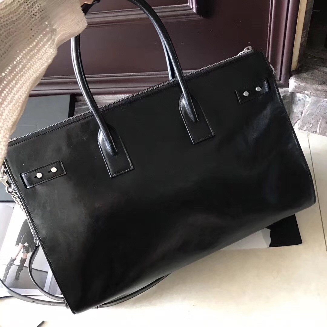 Sa**t Lau*nt sac de jour souple 36 duffle black bag