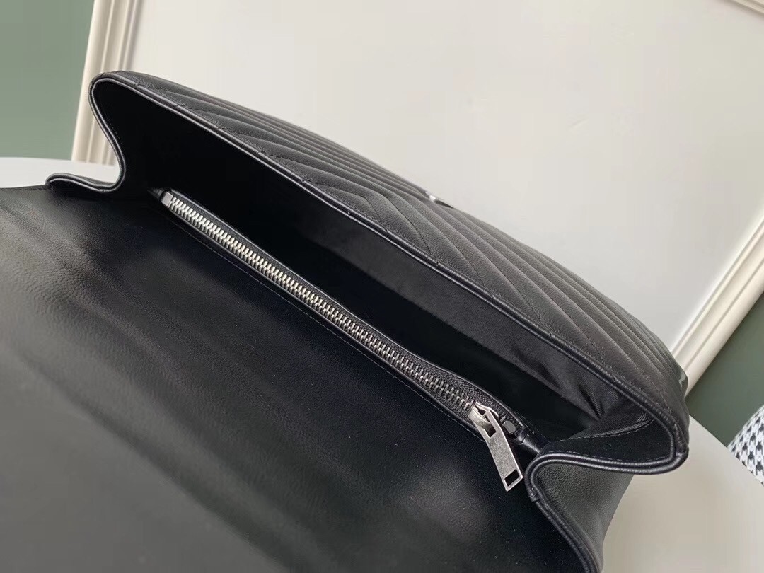 Sa**t Lau*nt college large bag in black matelasse leather