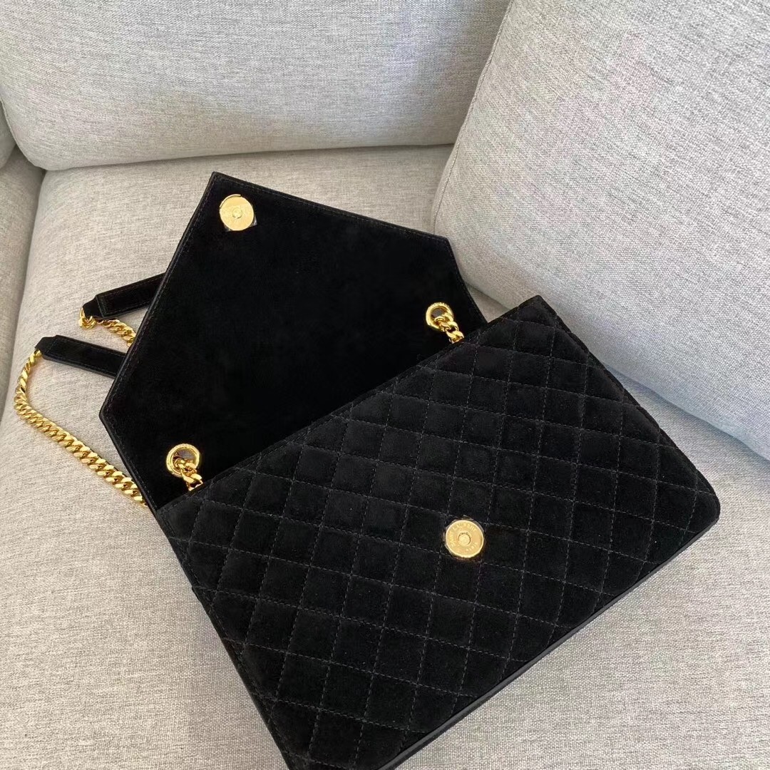 Sa**t Lau*nt medium envelope bag in black suede