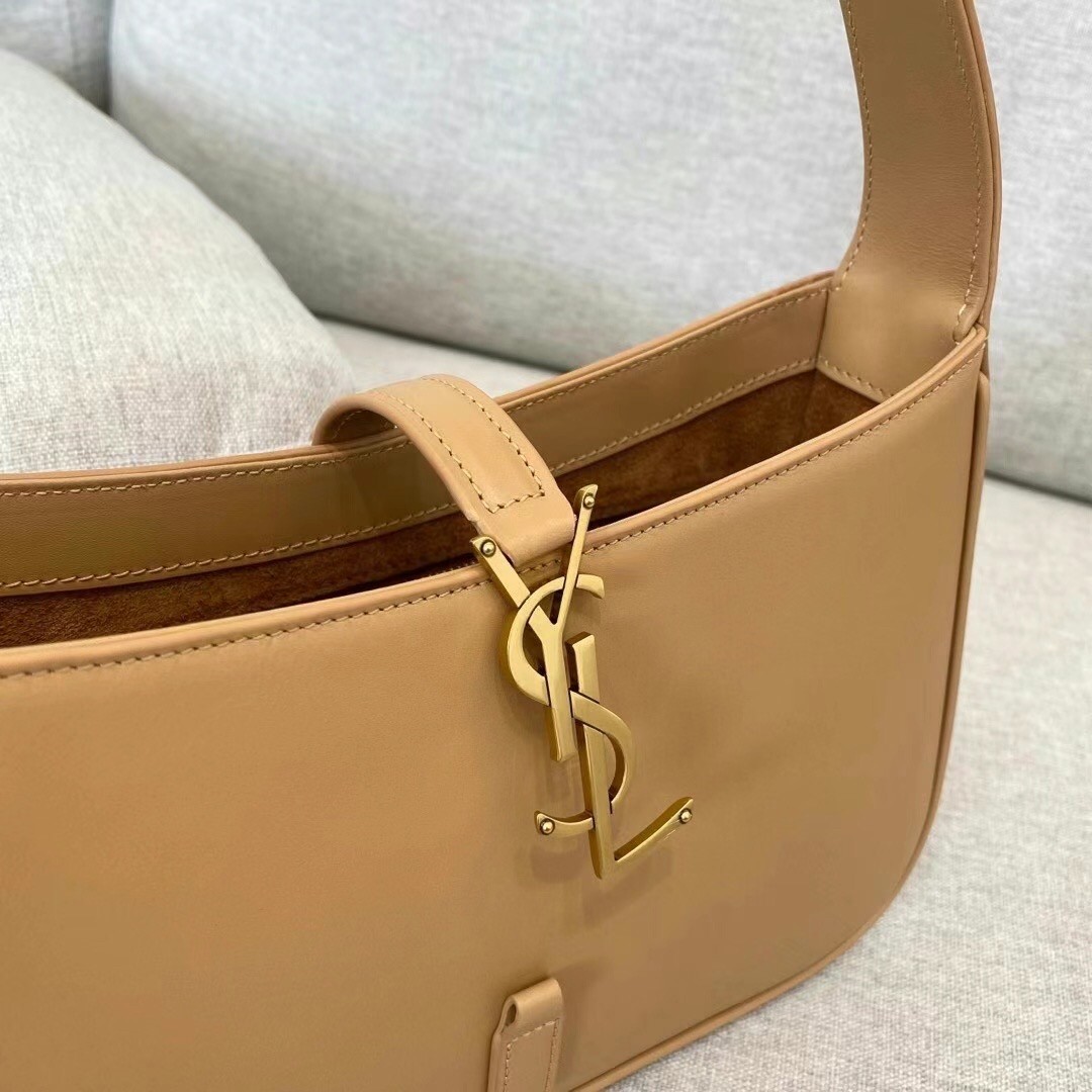 Sa**t Lau*nt le 5 À 7 hobo bag in brown leather