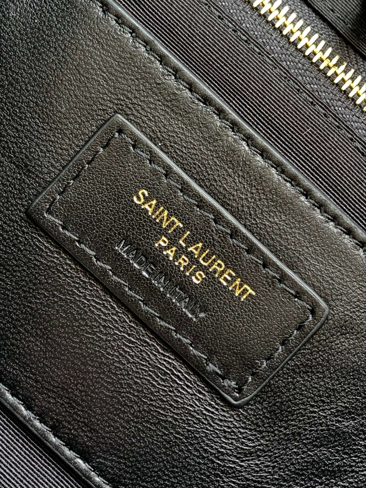 Sa**t Lau*nt jamie 4.3 small bag in black lambskin
