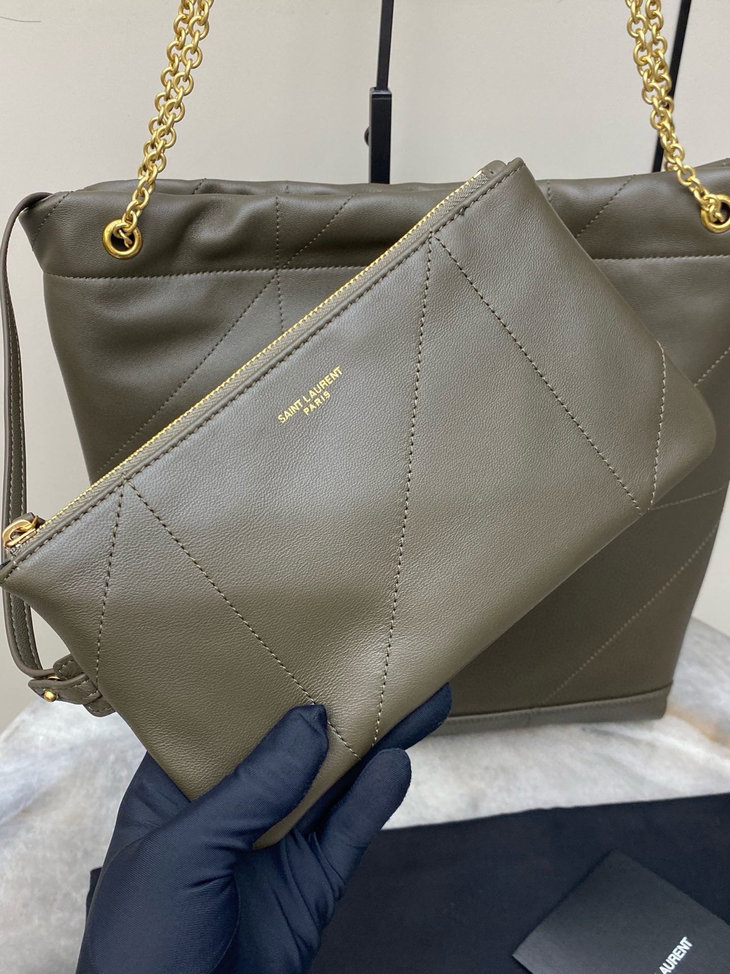 Sa**t Lau*nt jamie 4.3 pochon bag in khaki green lambskin