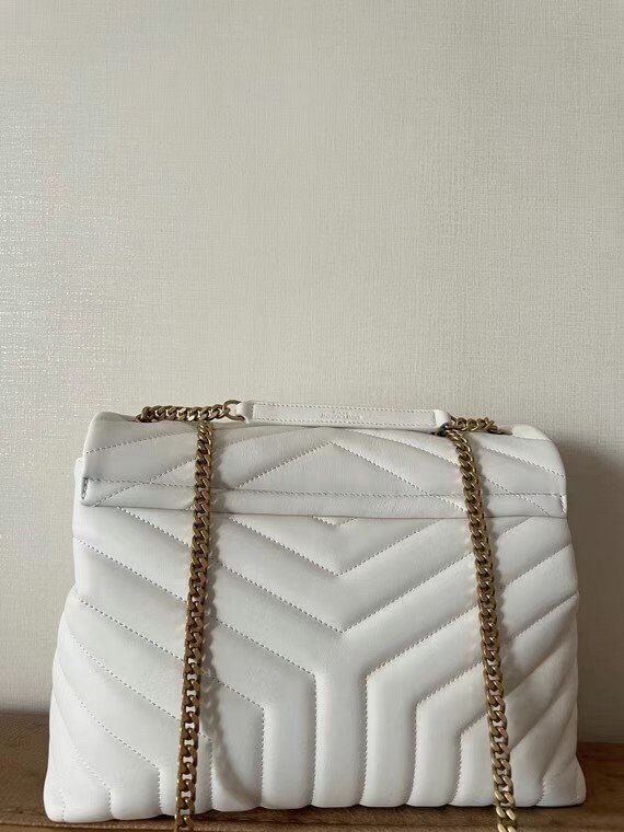 Sa**t Lau*nt loulou medium bag in white matelasse leather