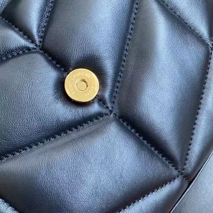 Sa**t Lau*nt loulou small bag in noir matelasse leather