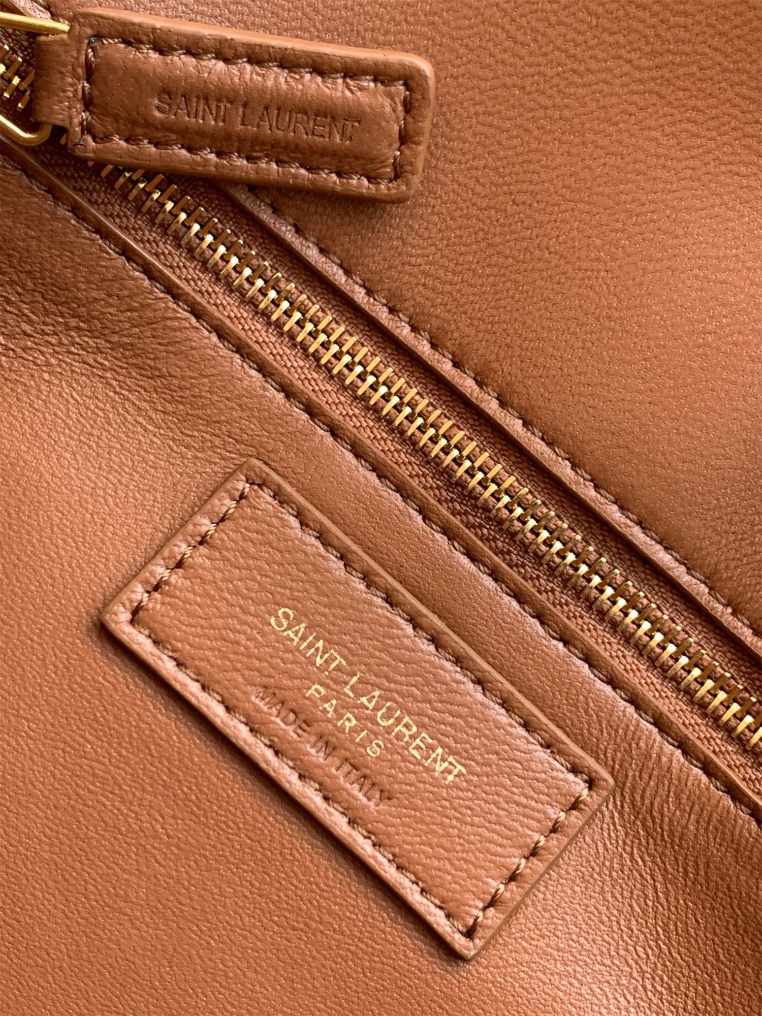 Sa**t Lau*nt le maillon bag in brown calfskin