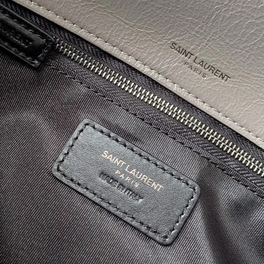Sa**t Lau*nt medium niki bag in grey crinkled leather