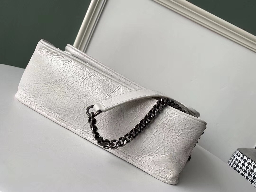 Sa**t Lau*nt medium niki bag in white crinkled leather
