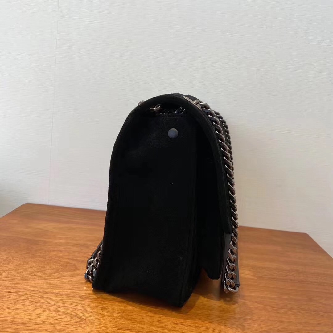 Sa**t Lau*nt medium niki bag in black suede