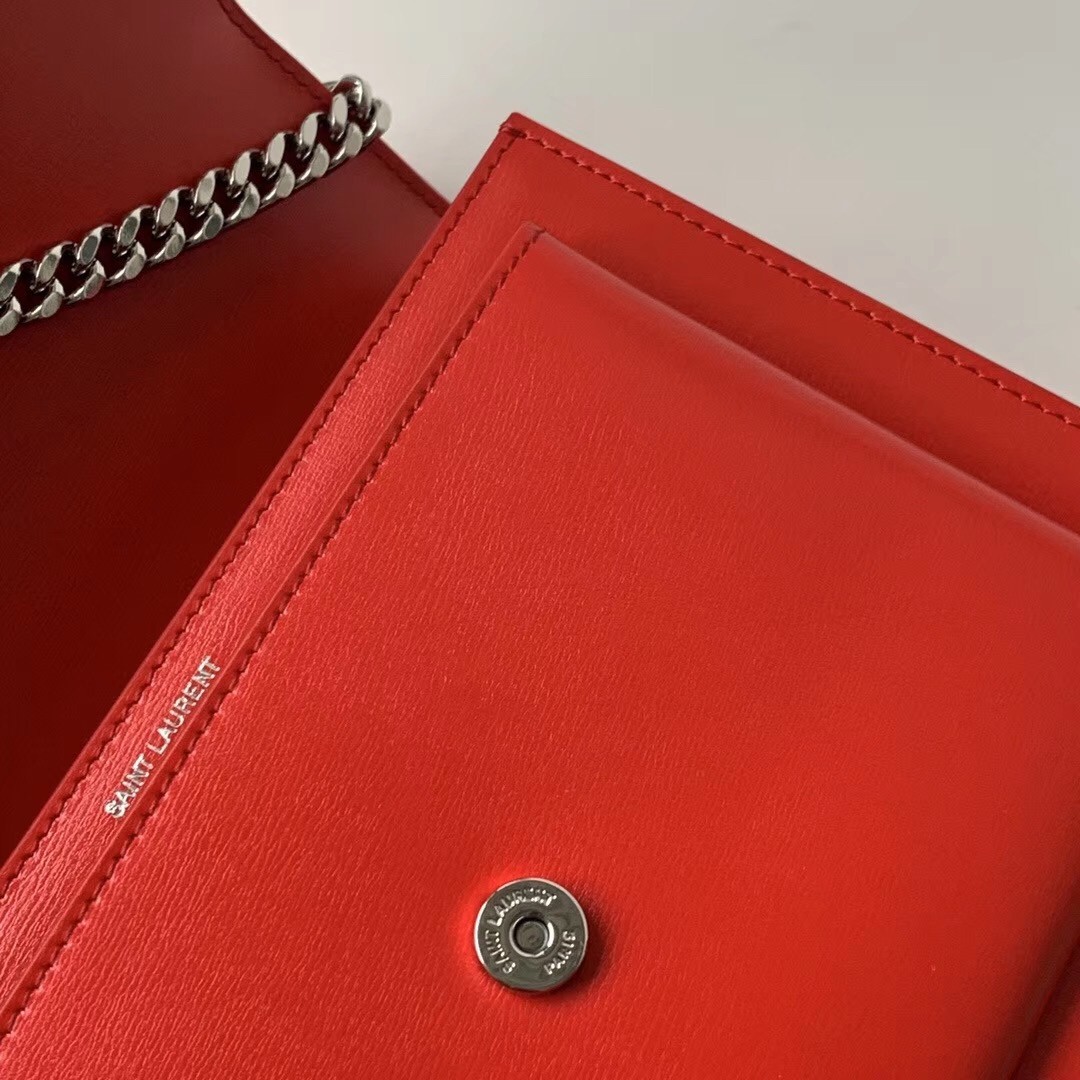 Sa**t Lau*nt sunset medium bag in red calfskin