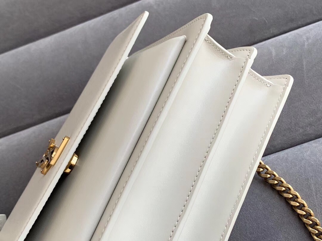 Sa**t Lau*nt sunset medium bag in white calfskin