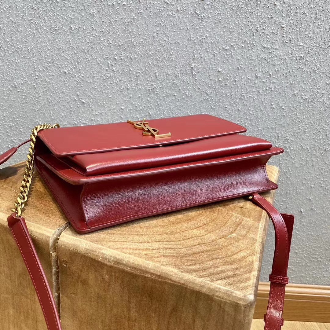 Sa**t Lau*nt new medium sunset bag in black calfskin