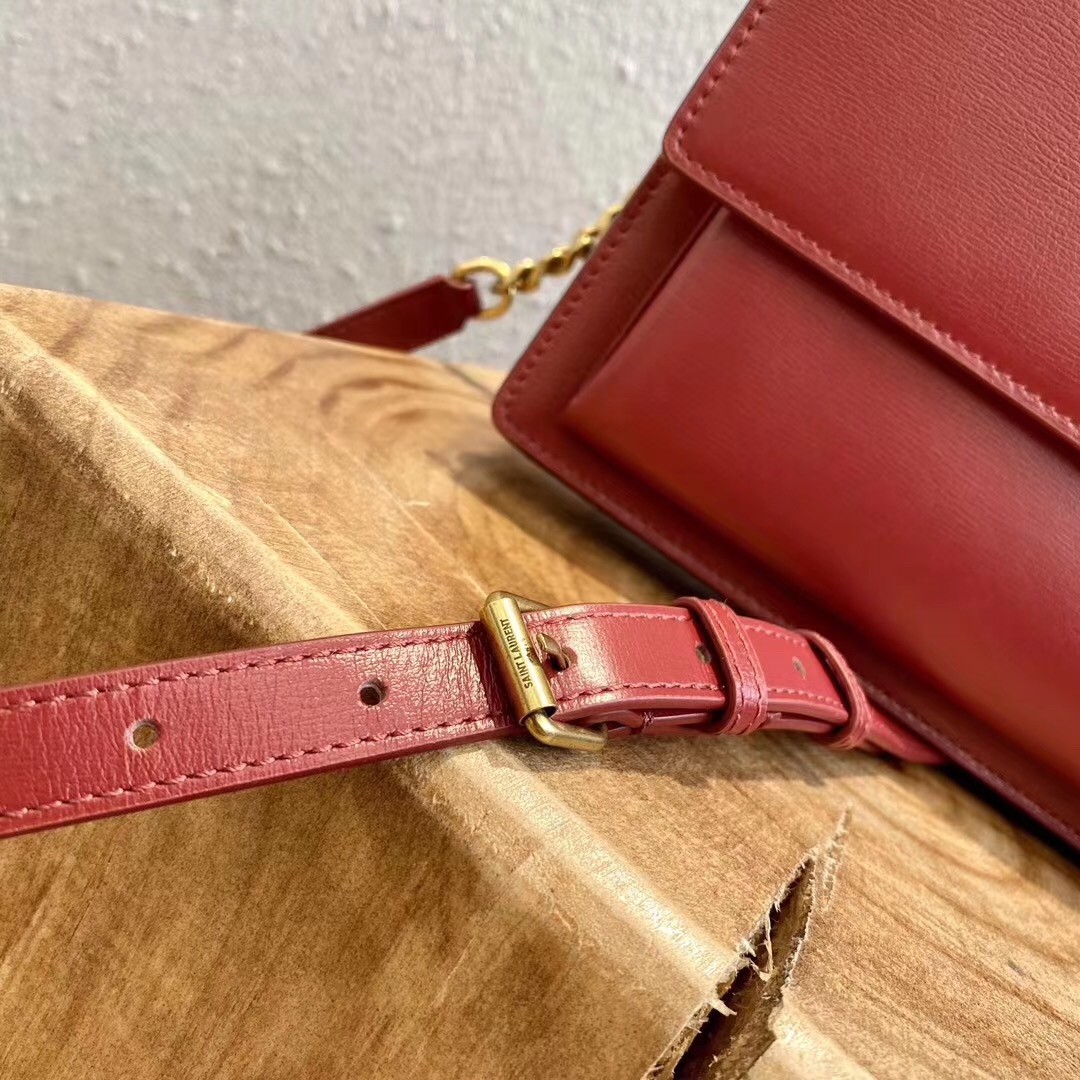 Sa**t Lau*nt new medium sunset bag in black calfskin