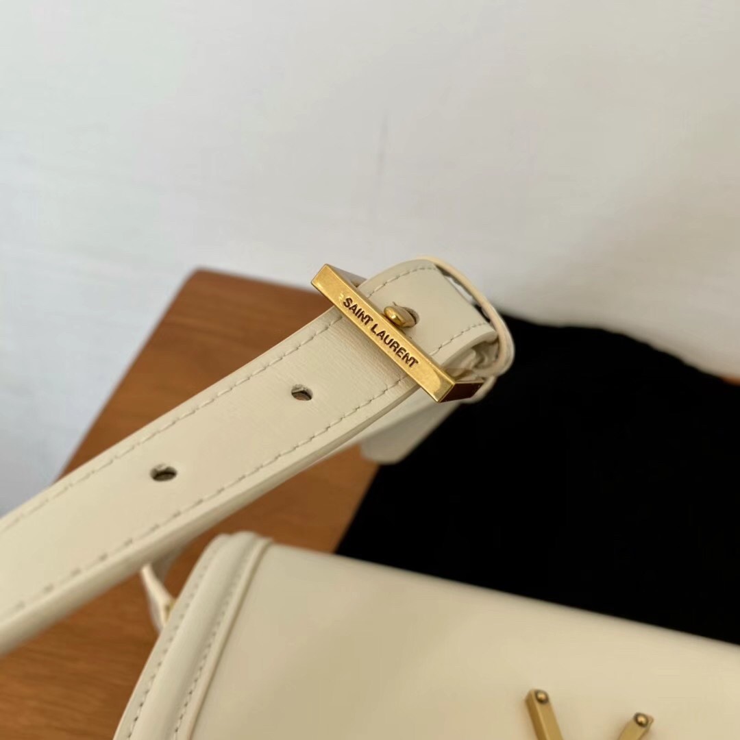Sa**t Lau*nt solferino small bag in white calfskin