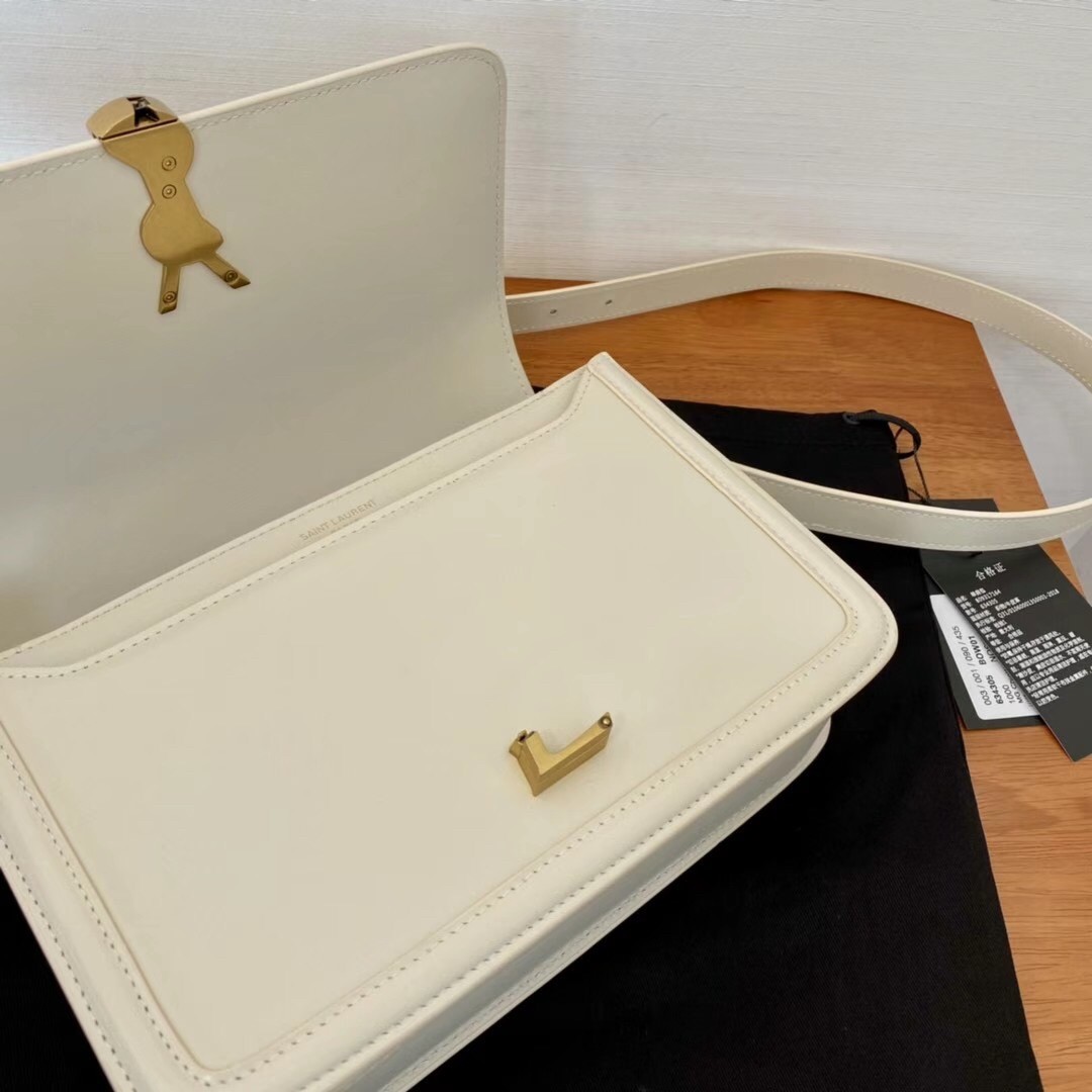 Sa**t Lau*nt solferino medium bag in white calfskin