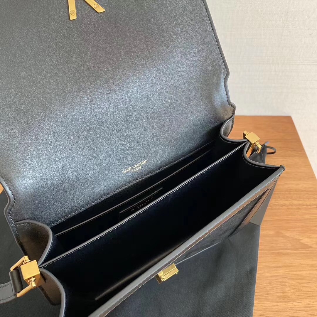 Sa**t Lau*nt solferino medium soft bag in black suede
