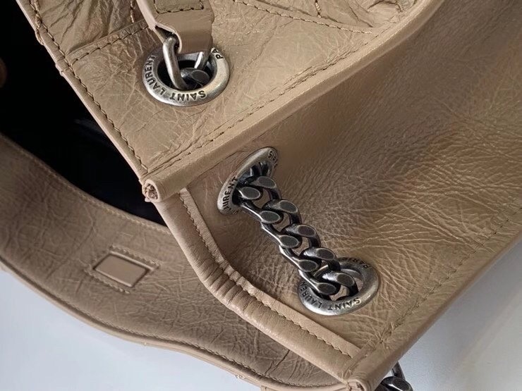 Sa**t Lau*nt medium niki shopping bag in sand leather
