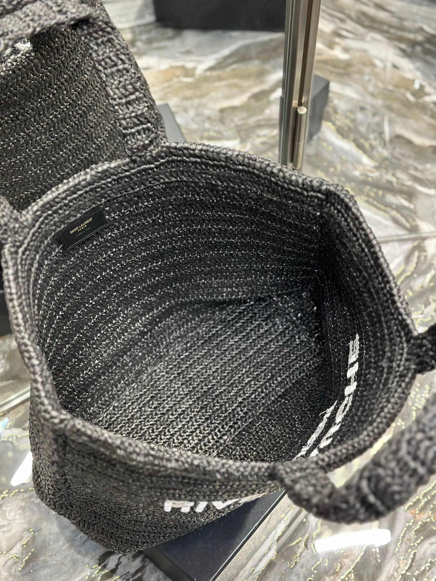 Sa**t Lau*nt rive gauche tote bag in black raffia crochet