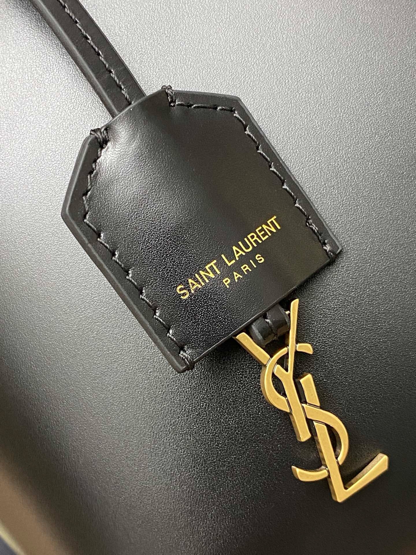 Sa**t Lau*nt mini toy shopping bag in black calfskin